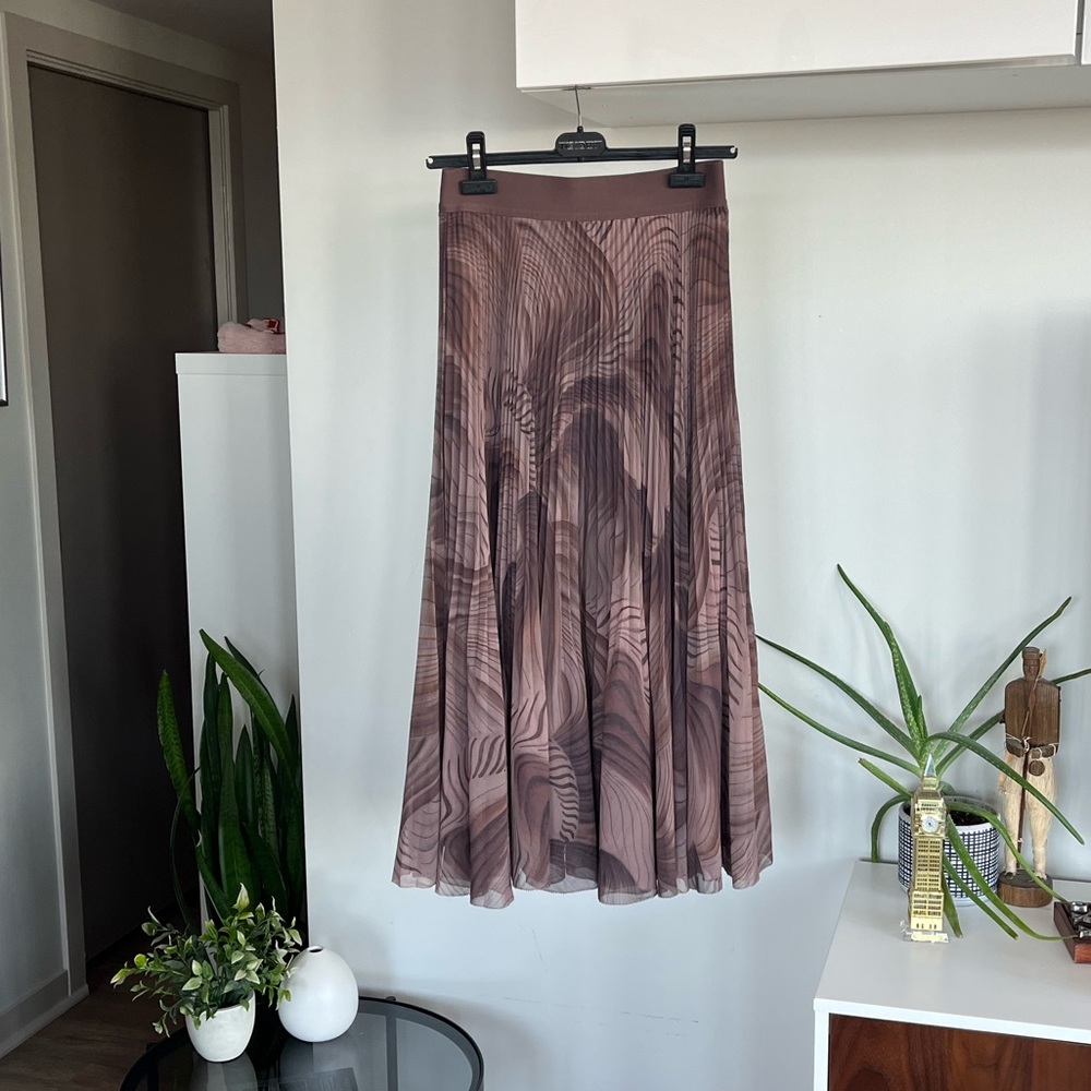 Rare Aritzia Wilfred Twirl Midi Skirt Sz M - Picture 5 of 8